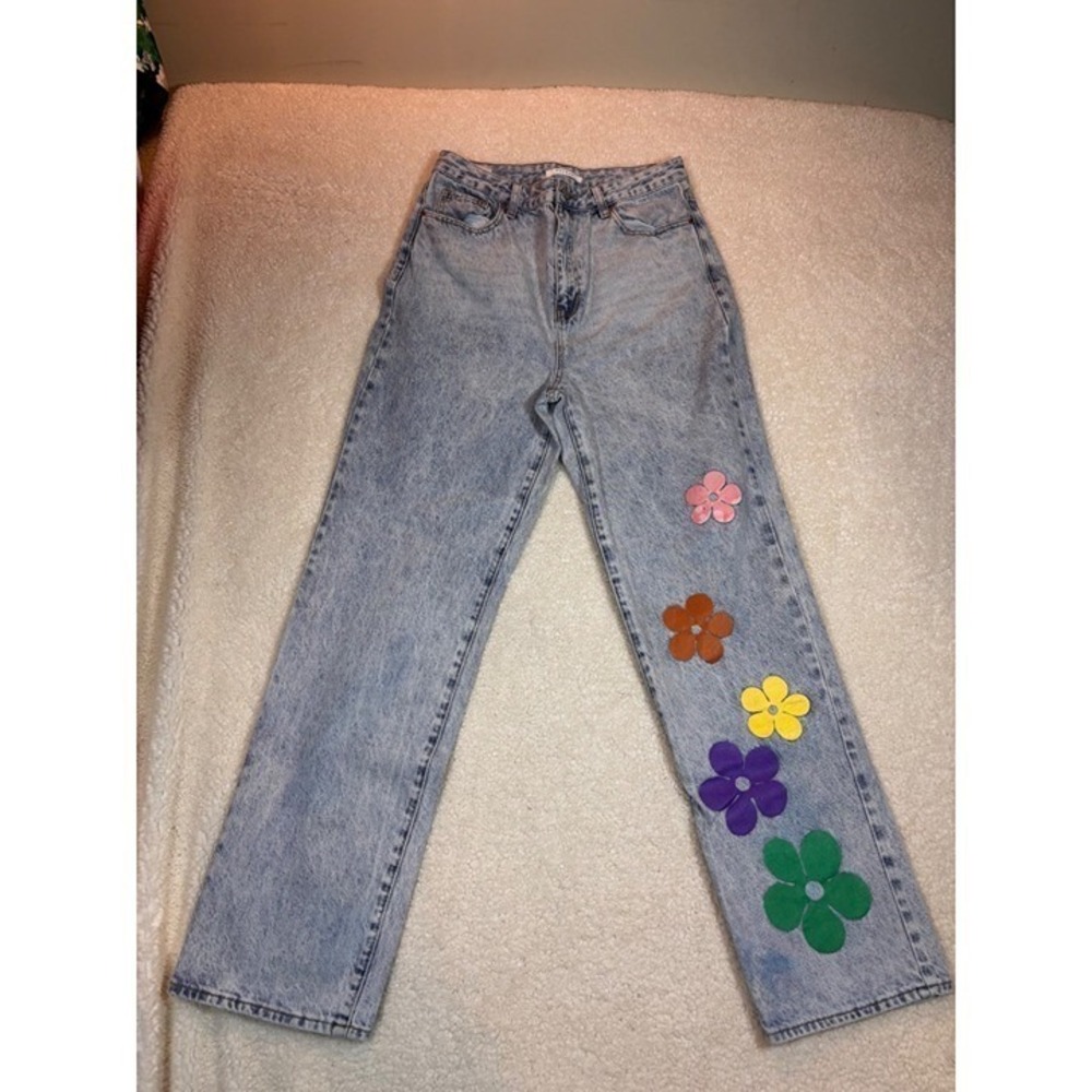 PacSun 90s Boyfriend Jeans Womens 30 Light Wash Acid Flower Applique Excellent